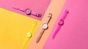 orologi colorati primaverili